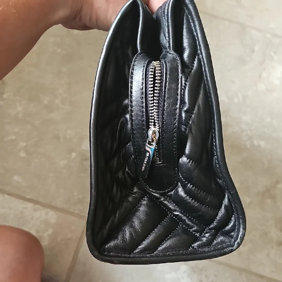 Michael Kors Black Geometric Quilted Shoulder Bag - Picture 9 of 16